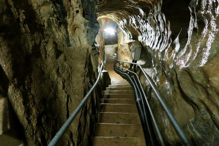Yugendo Höhle