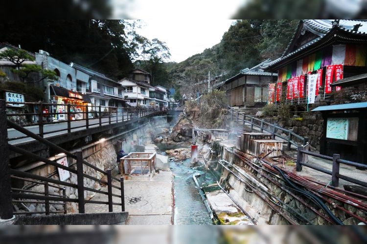 Yunomine Onsen Tsuboyu 2